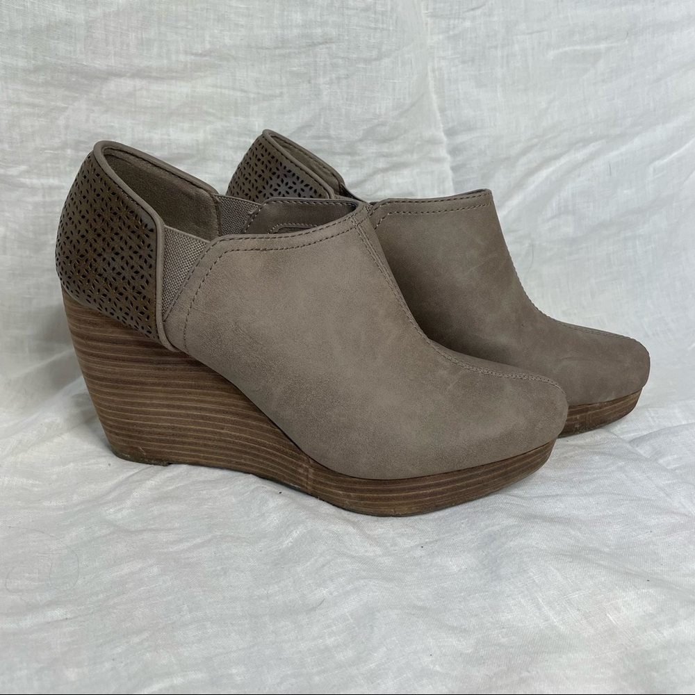 Taupe wedge bootie dr. Scholls